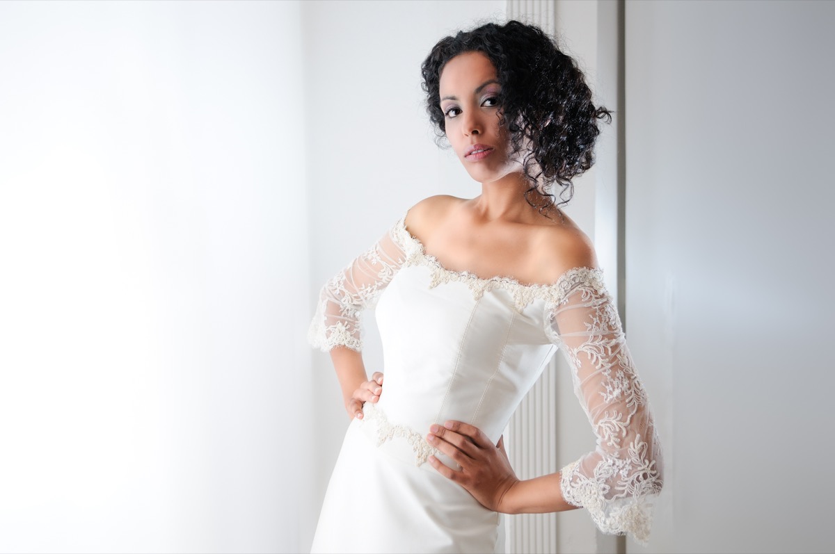 Abiti da sposa 2023: le tendenze più glamour per la stagione calda