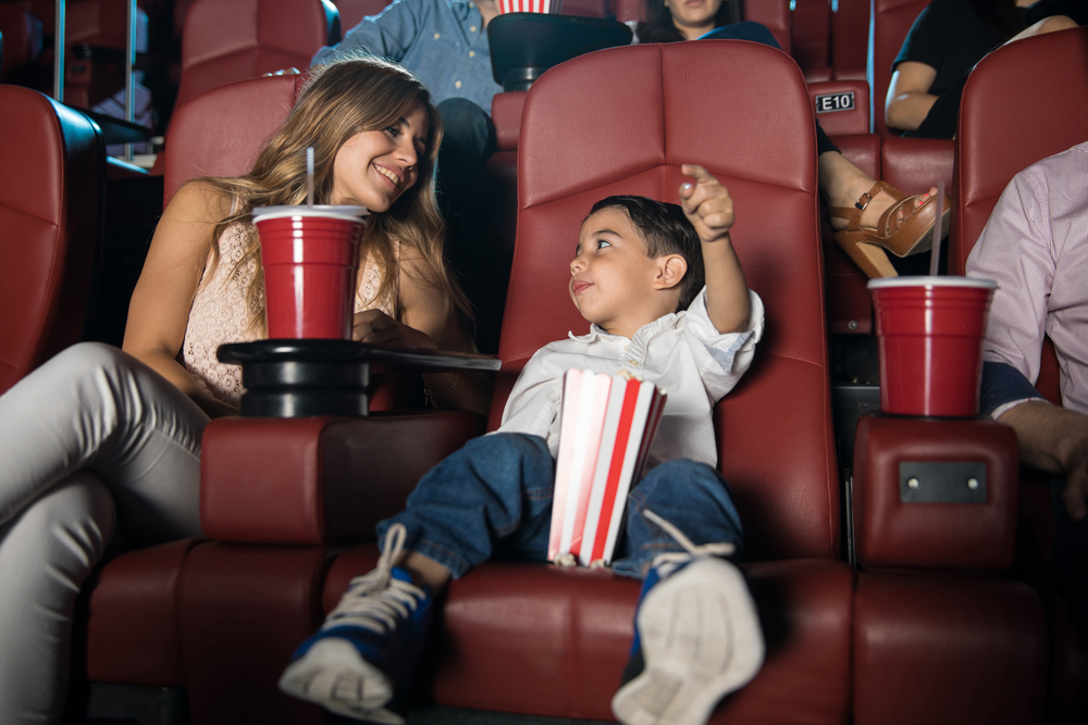 Bambini al cinema: i consigli e l’età giusta per vedere un film sul grande schermo
