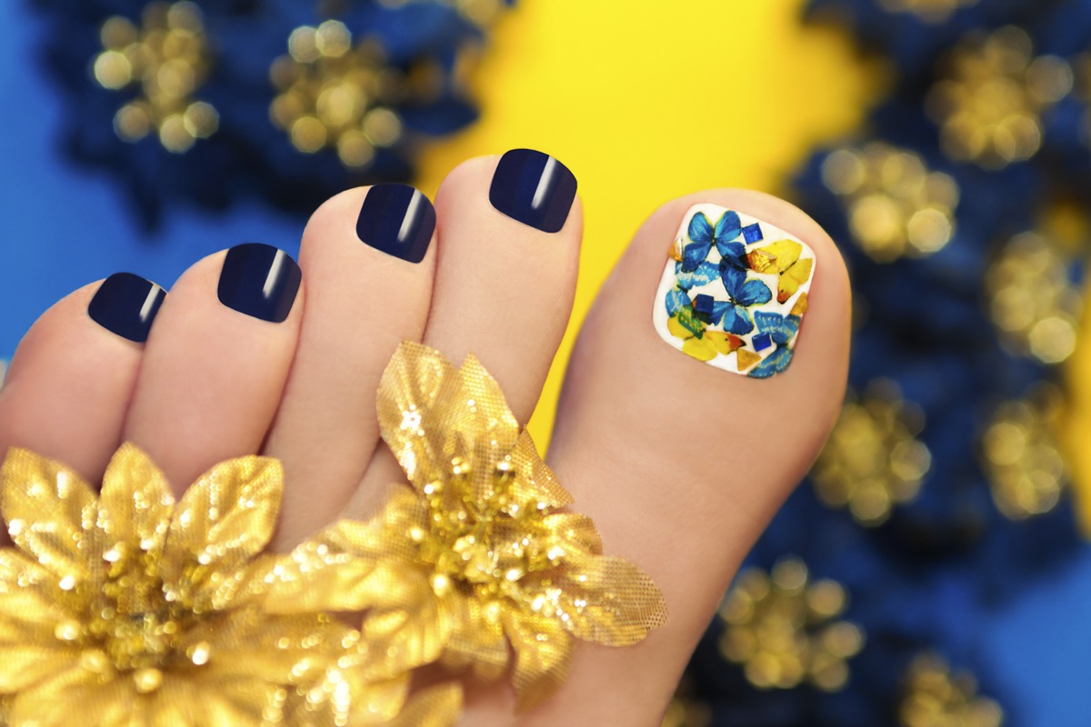 Decorazioni-unghie-2018-nail-art-primavera-2.jpg