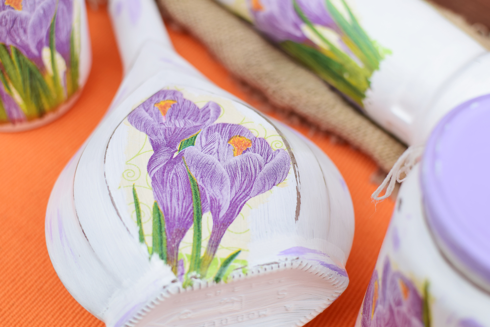 Decoupage su vetro con carta di riso, la tecnica facile