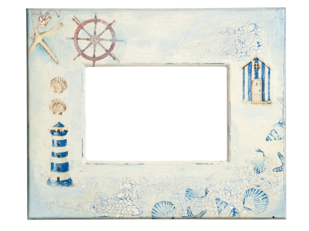 Cornice fai da te a tema mare, come farla con il decoupage