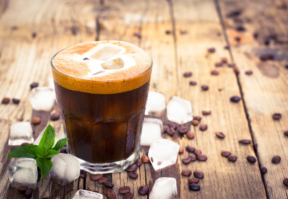 Come fare il caffè freddo cremoso come al bar, la ricetta facile