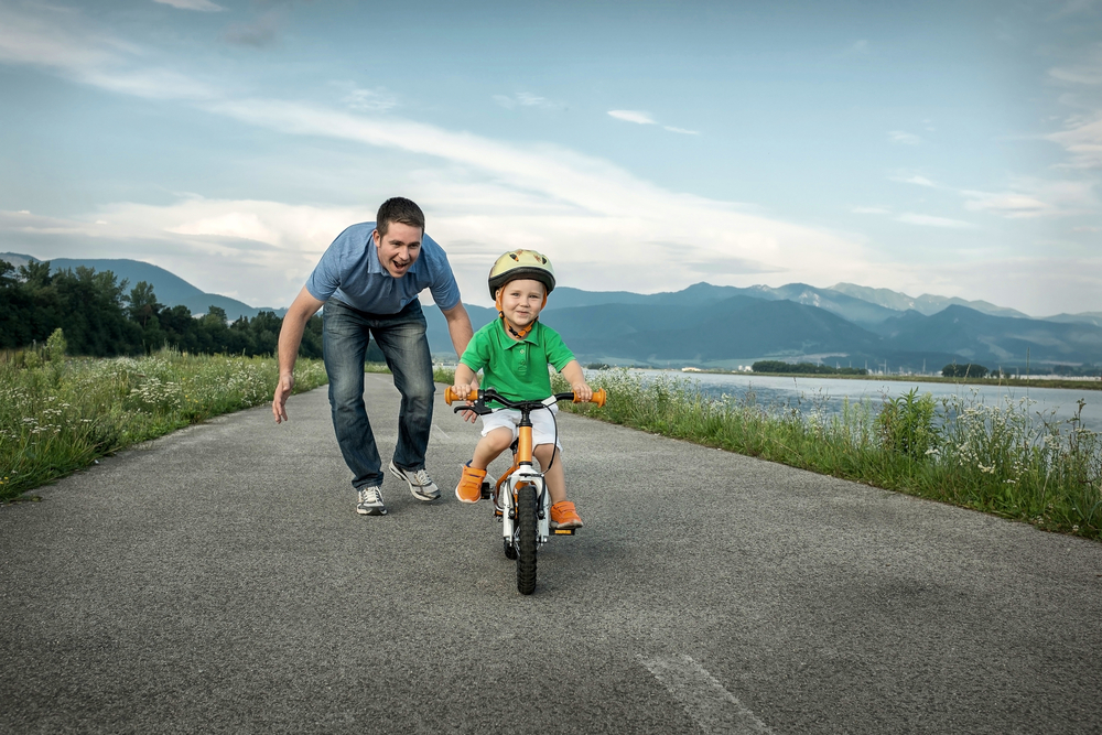 5 attività da fare all'aperto con i bambini prima dell'inizio della scuola