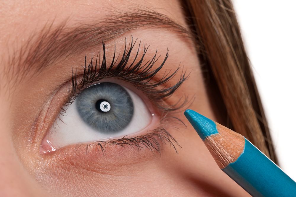 kit-trucco-adolescenti-matita.jpg