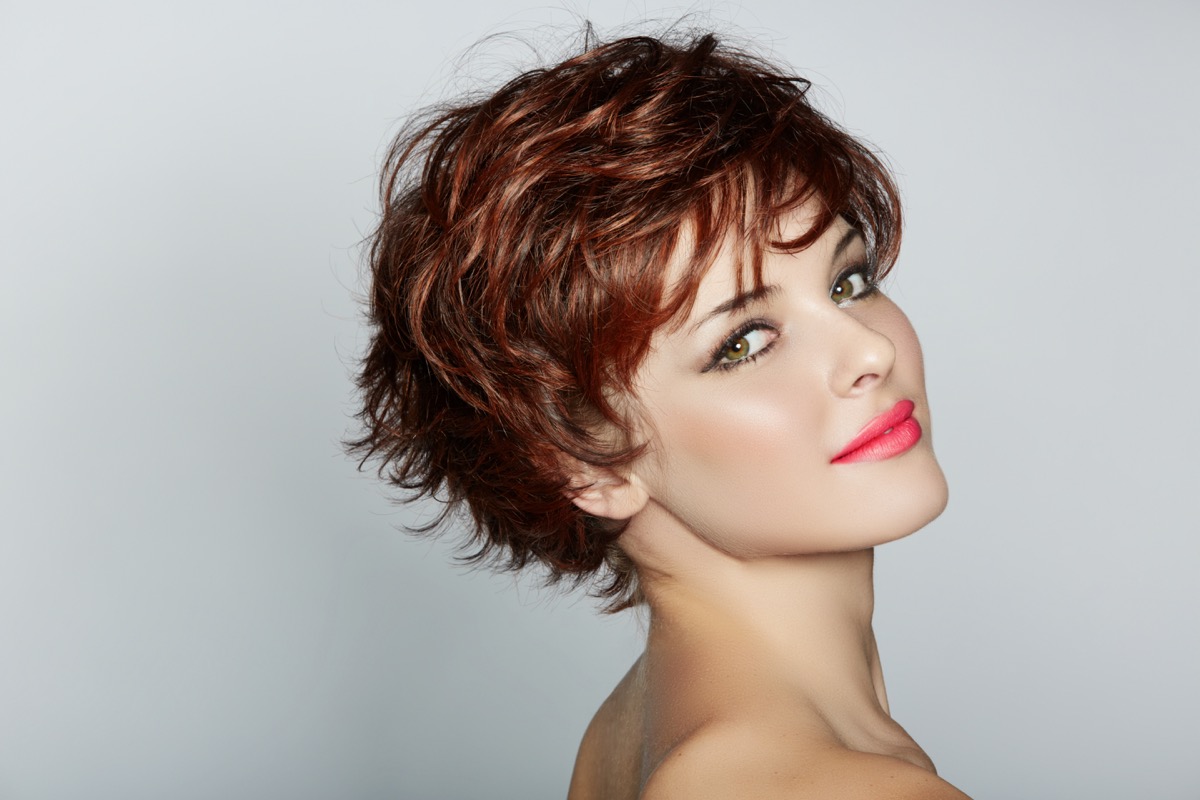 Tagli-capelli-2019-donna-tendenze-5.jpg