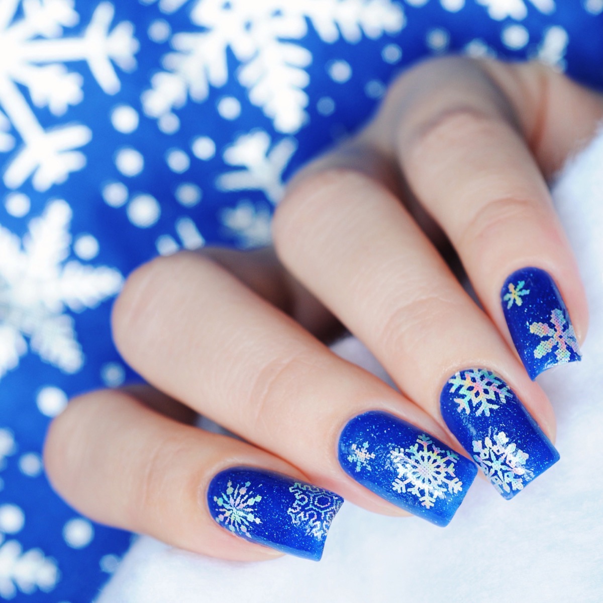 Nail-art-inverno-2_0.jpg