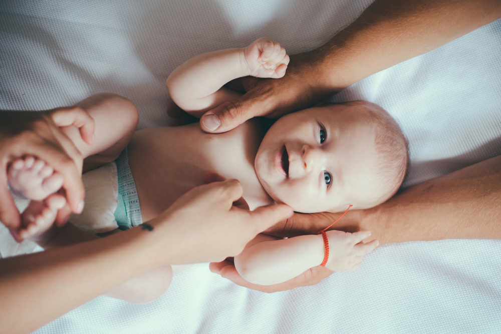 I benefici del massaggio neonatale