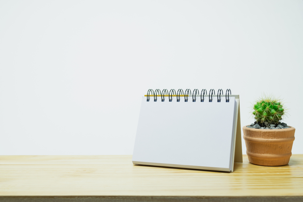 Mini calendario da tavolo fai da te: come realizzarlo in modo creativo