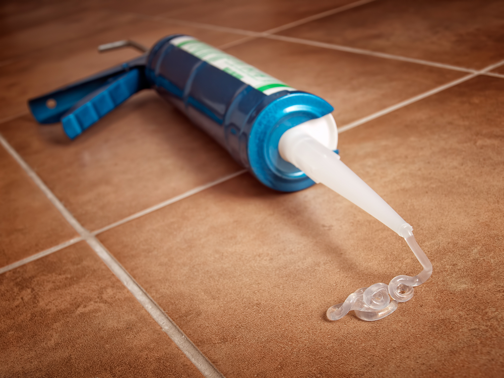 Come togliere il silicone, 5 metodi fai da te