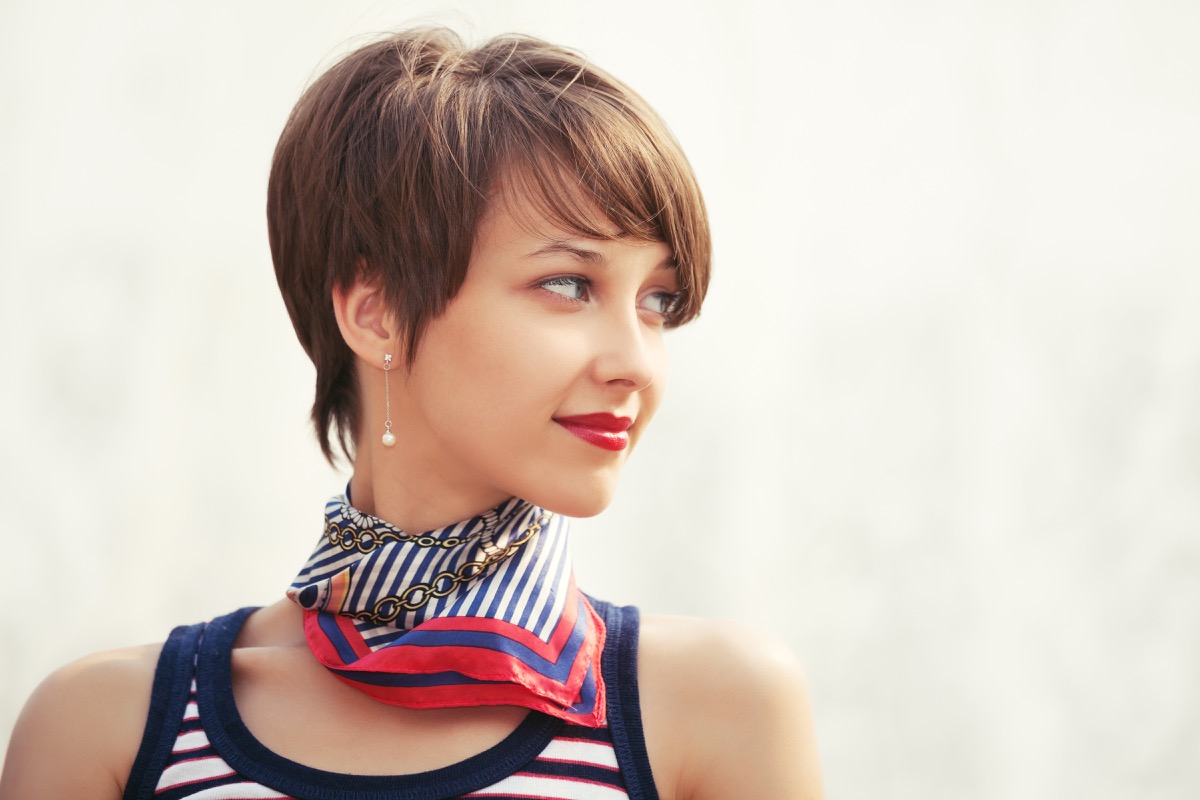 Tagli-capelli-corti-donna-2019-4.jpg