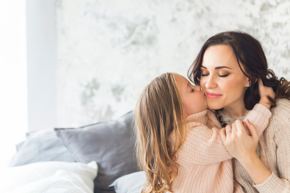 6 cose che fai tutti i giorni che conquistano il tuo bambino