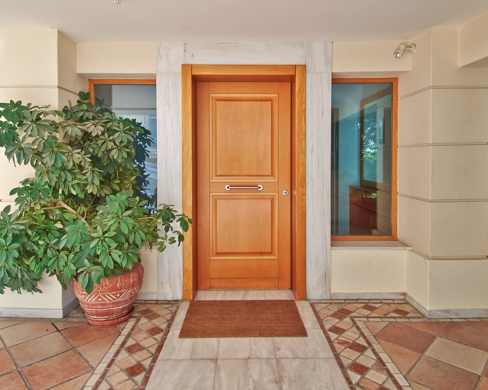 Consigli per decorare la tua porta d’ingresso