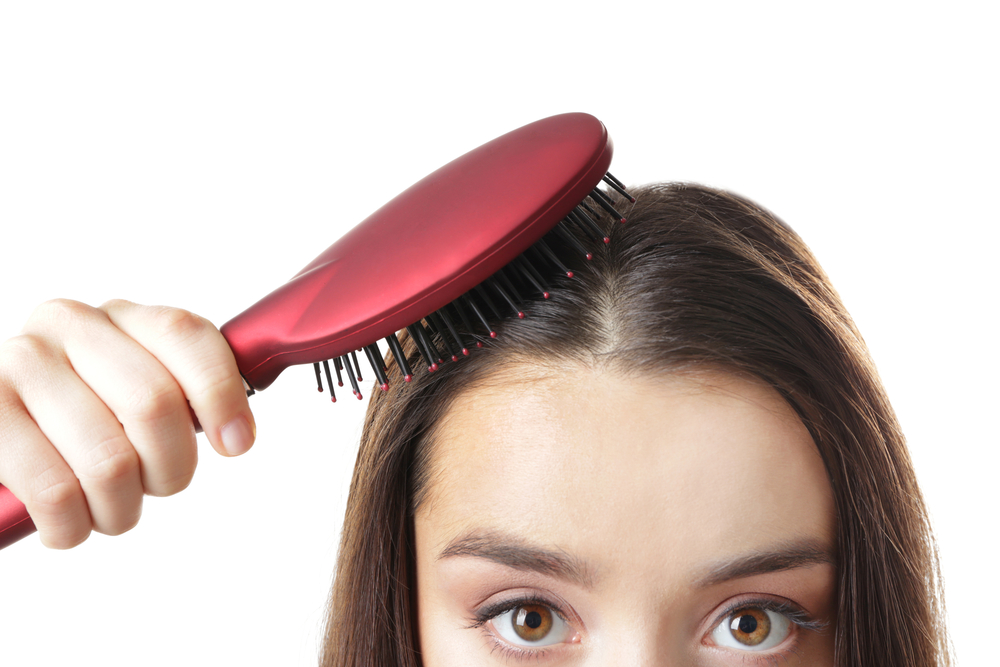 Acne del cuoio capelluto, che cos’è e come si manifesta
