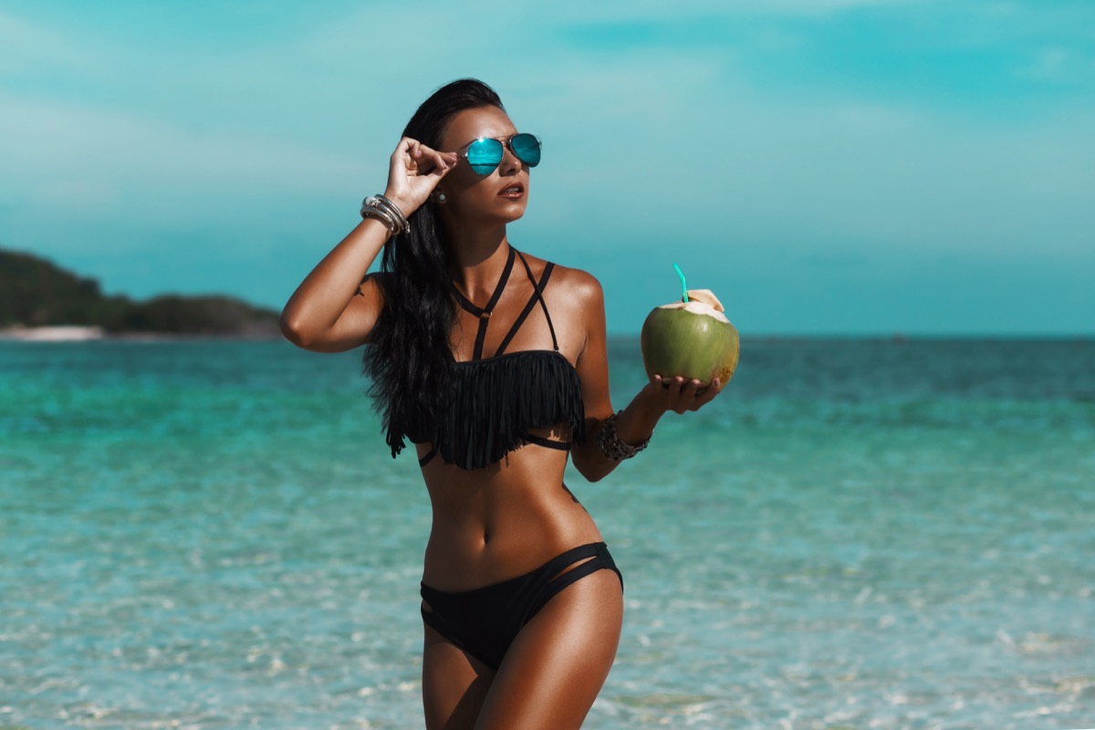 Costumi-da-bagno-estate-2019-tendenze-7.jpg
