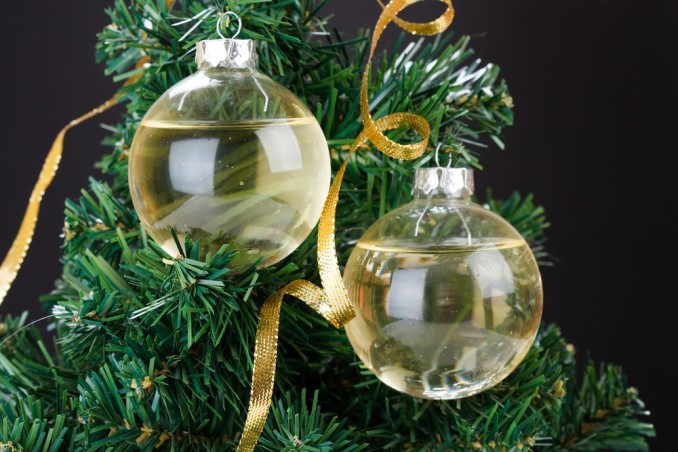 palline-natale-trasparenti-apribili-come-decorare-3.jpg