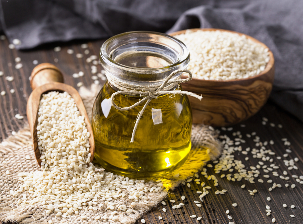 Capelli, i benefici dell’olio di sesamo