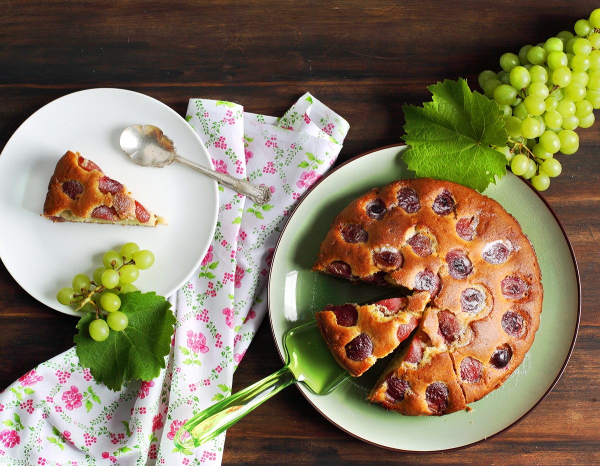 Torta all'uva: come si fa classica o senza glutine