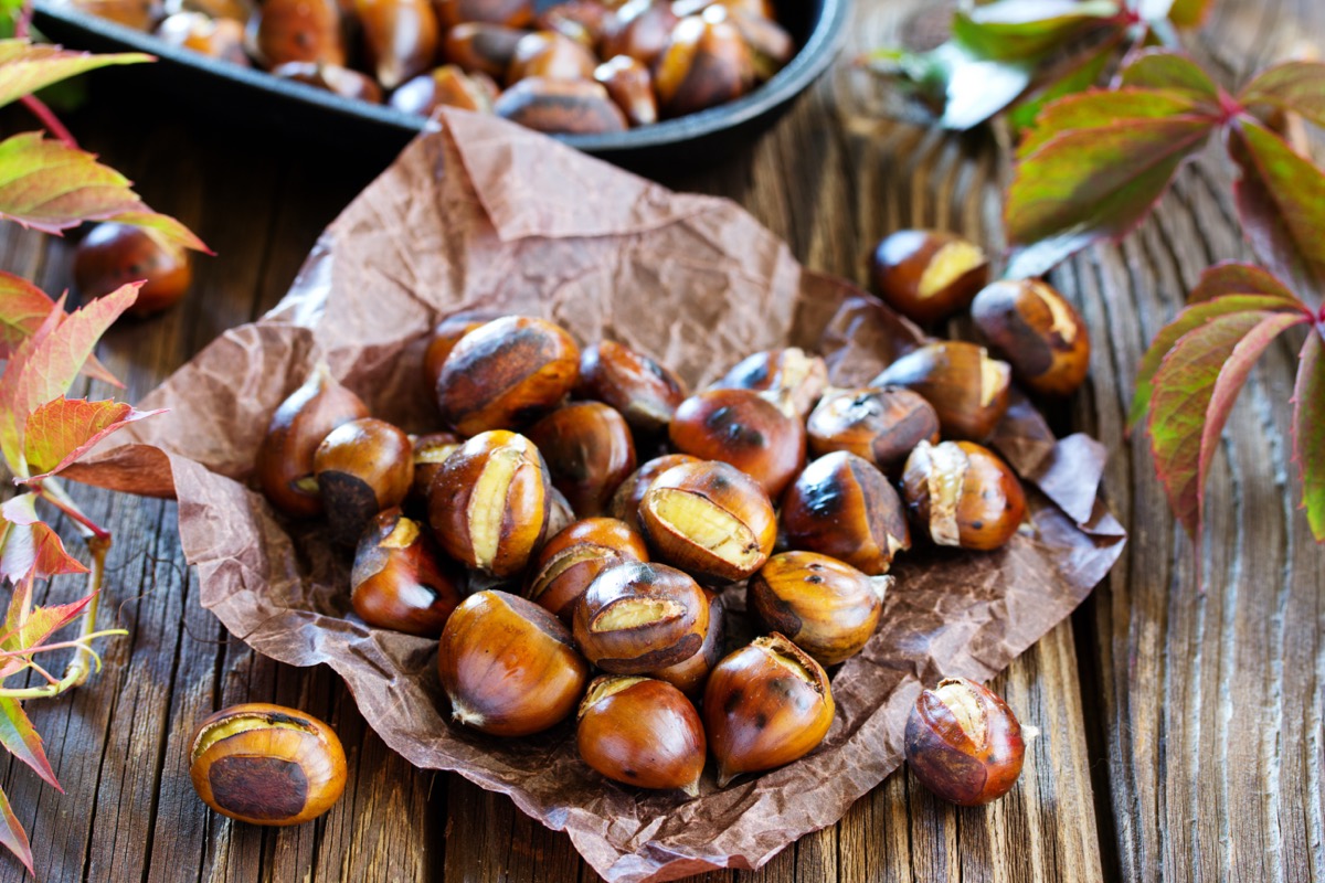 Castagne al forno morbide e facili da sbucciare: come farle