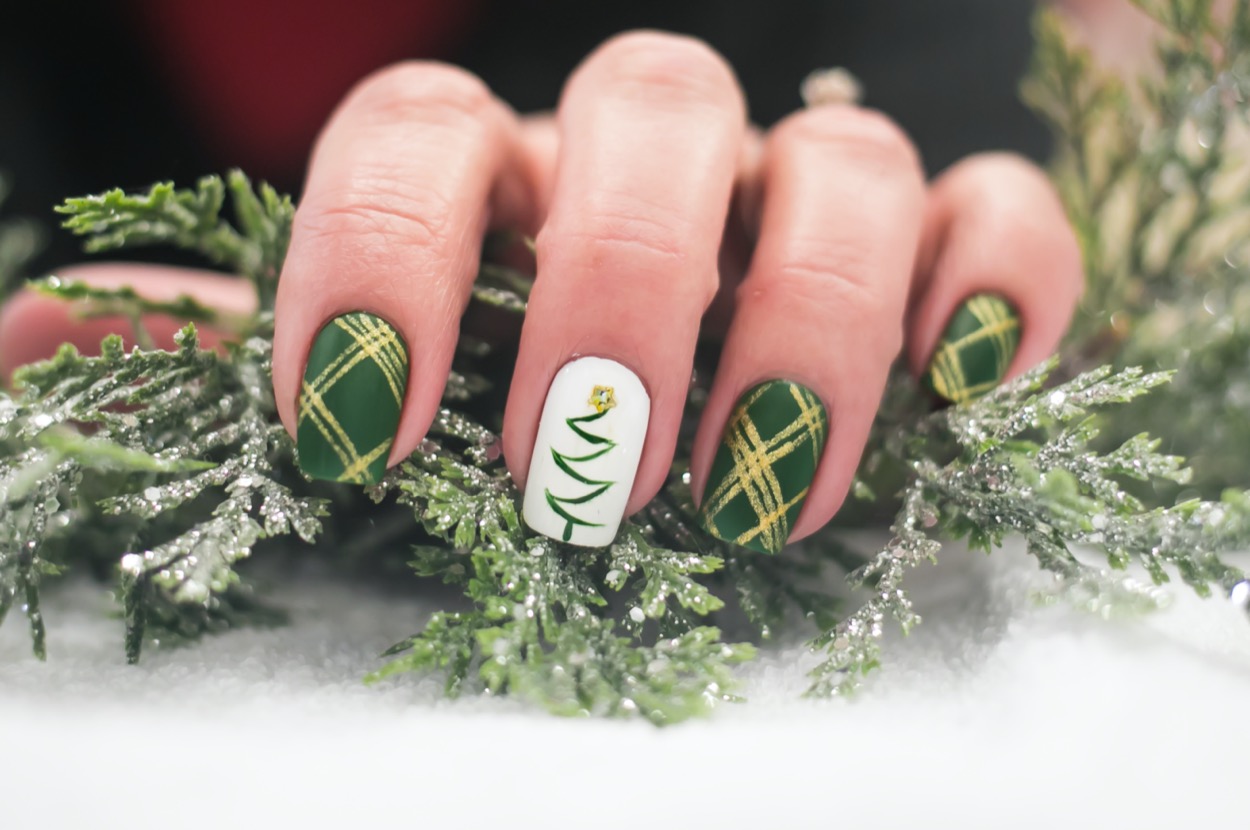 Natale-2020-nail-art-unghie-4.jpg