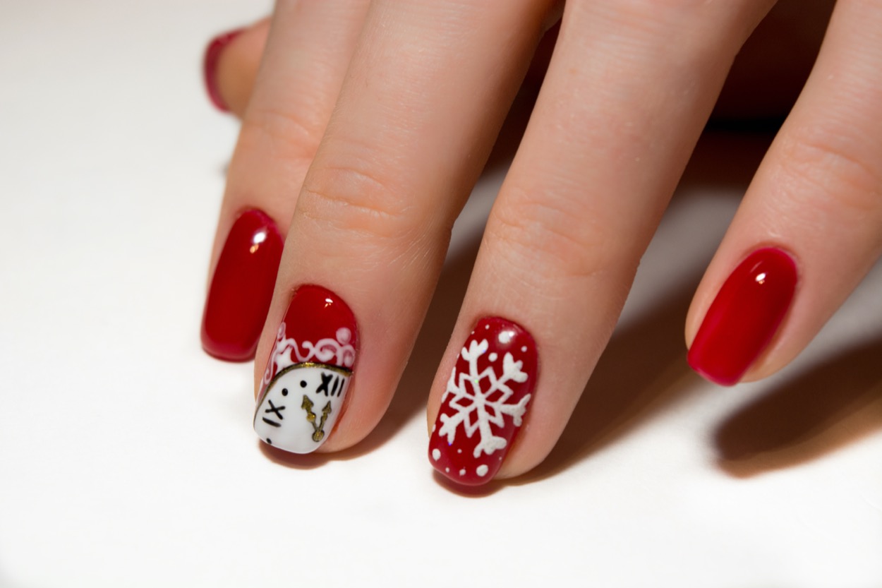 Nail-art-Capodanno-2021-decorazioni-unghie-2.jpg