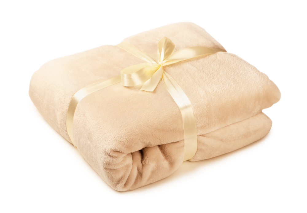 Come bordare una coperta di pile: 3 idee fai da te
