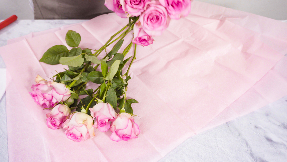 come-confezionare-mazzo-rose-2.jpg