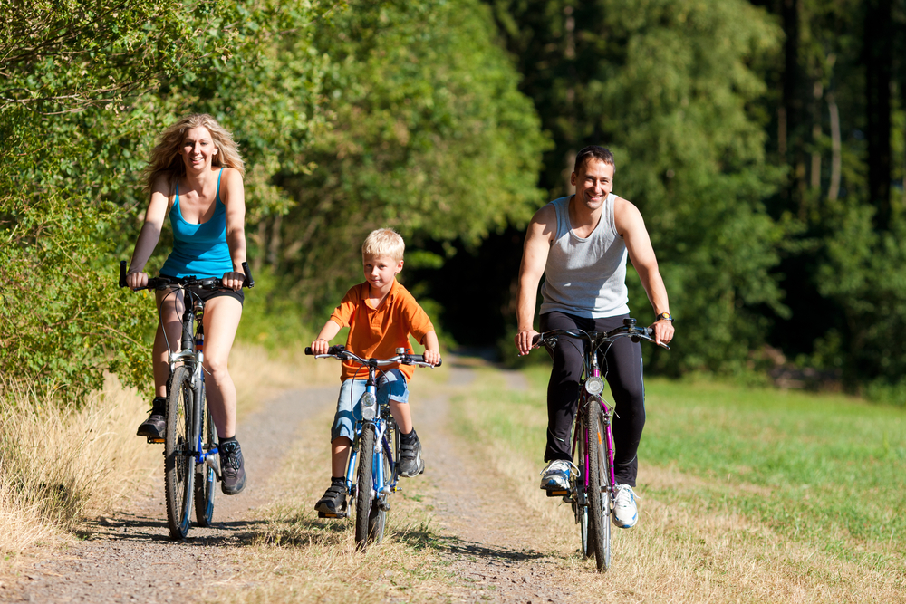 In bici con i bambini: 11 suggerimenti per muoversi in sicurezza