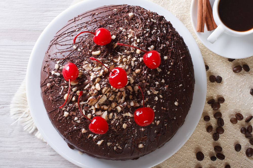 torte-decorate-ciliegie-7.jpg