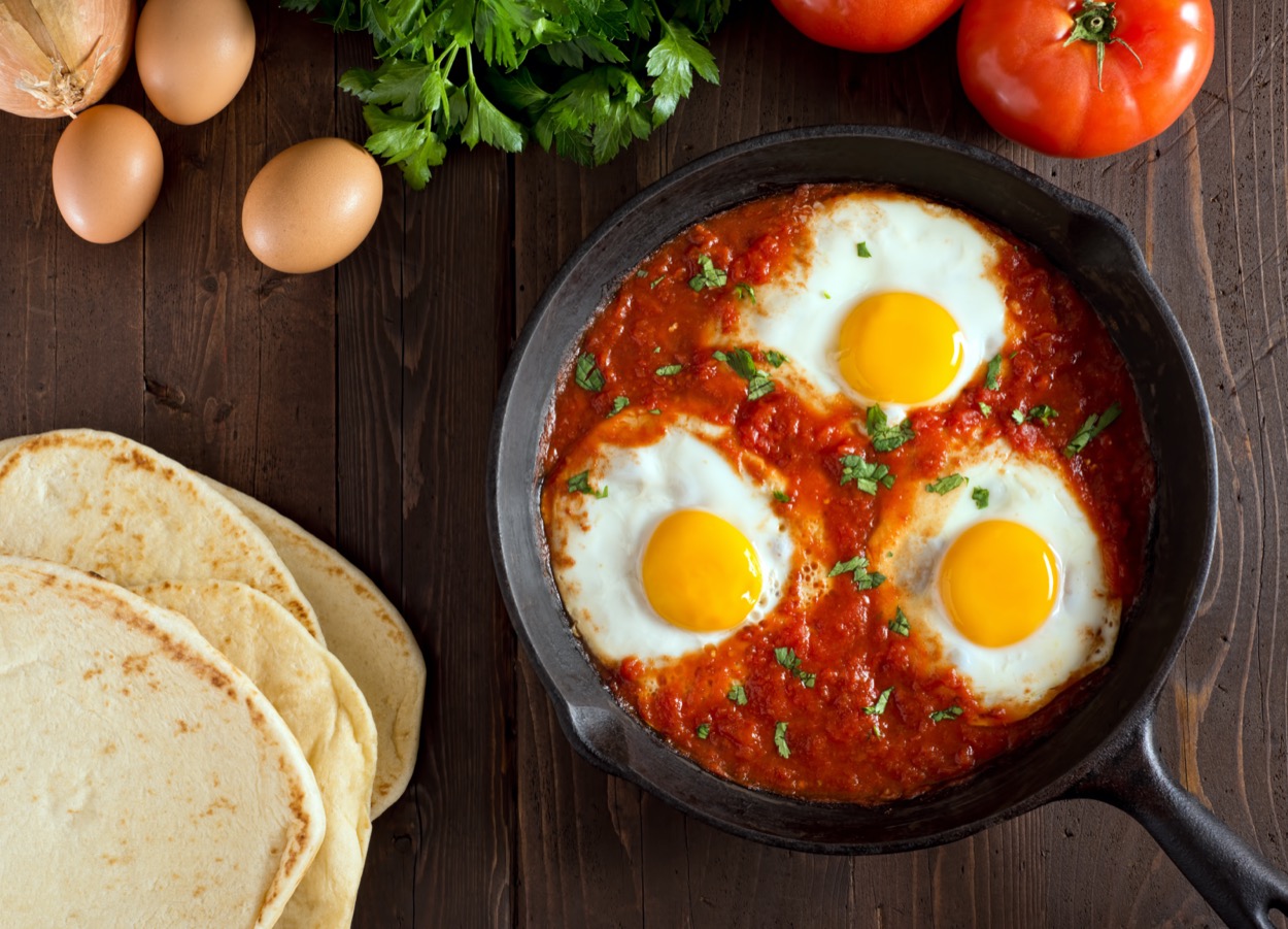 Uova alla contadina: come farle in padella o al forno