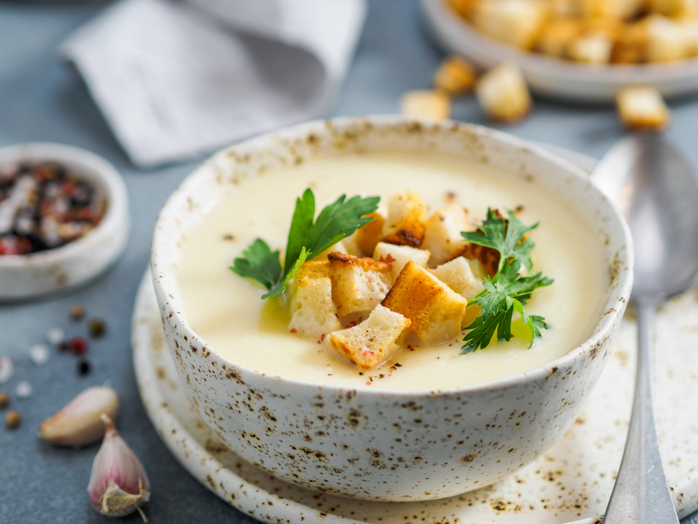 Ricetta della zuppa di cavolfiore, l'ideale per l'inverno