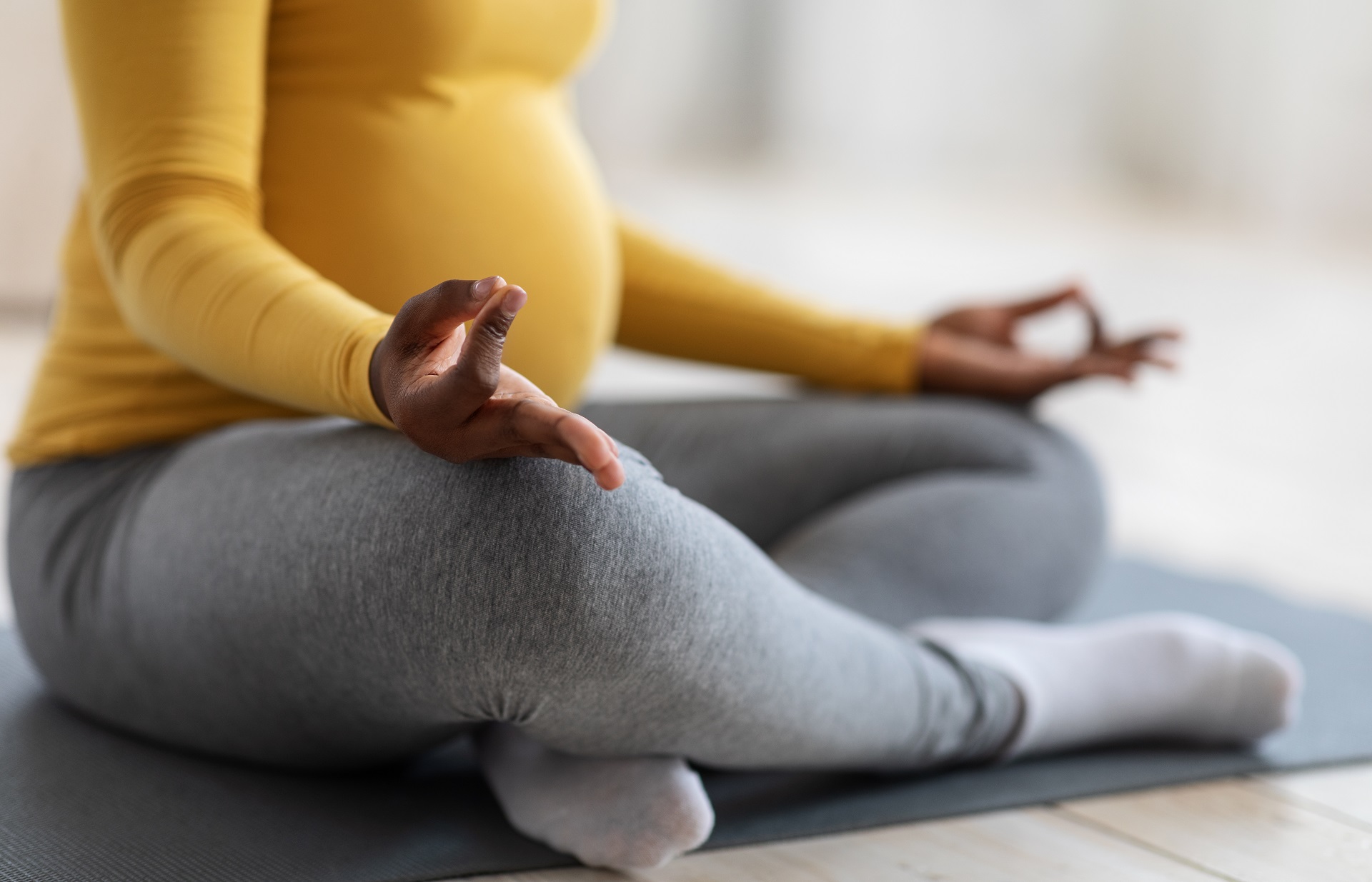 Posizioni yoga in gravidanza, cosa devi sapere