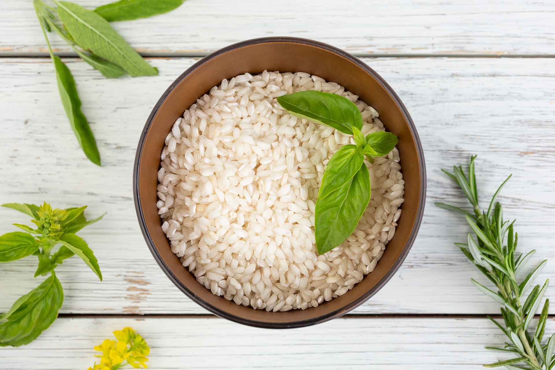 La ricetta del riso con salvia e rosmarino da provare