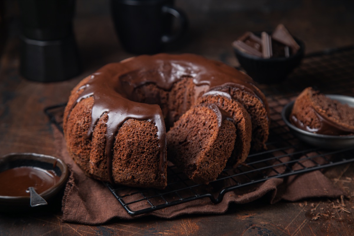 Torta al cioccolato con avanzi dell'uovo di Pasqua: come fare un dolce ottimo