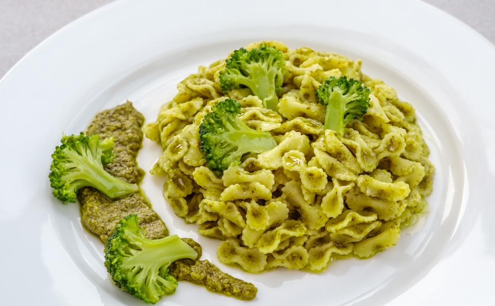 Ricetta della pasta con il pesto di broccoli
