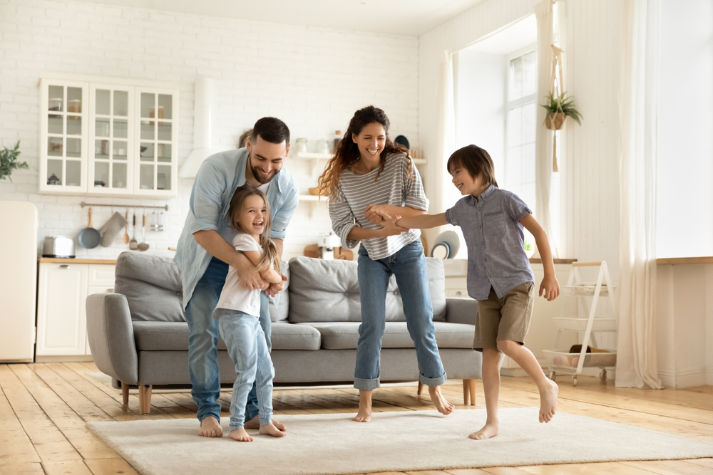 Come far divertire i bambini a casa: 3 idee divertenti