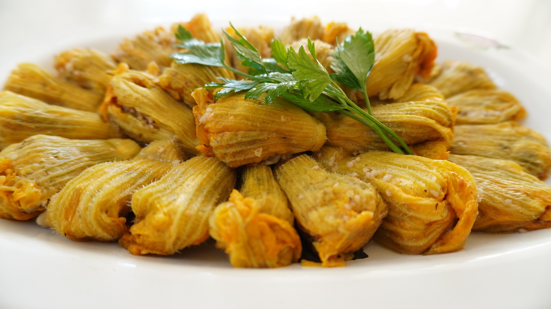 Come preparare i fiori di zucca in umido