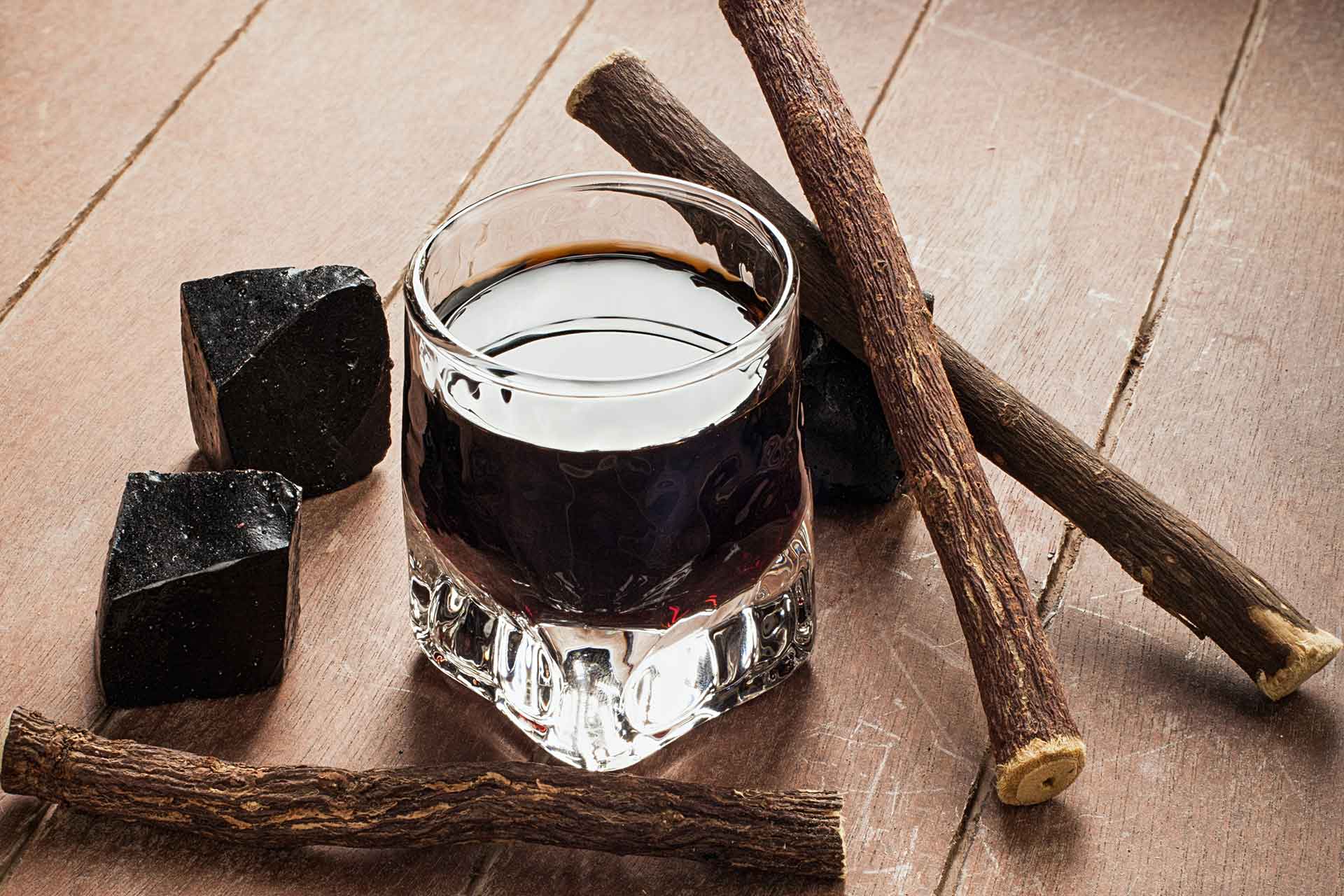 Liquirizino: la ricetta del liquore alla liquirizia