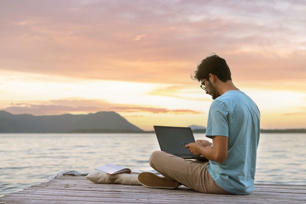 5 lavori per persone che amano viaggiare