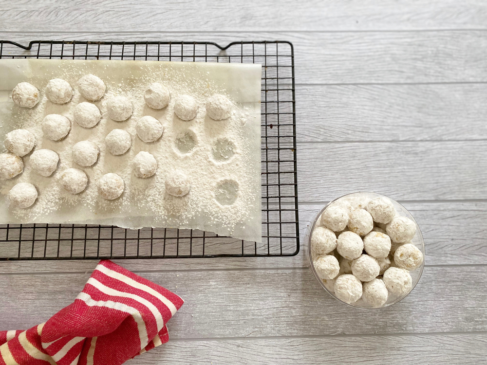Biscotti palla di neve, la ricetta per gli spuntini invernali