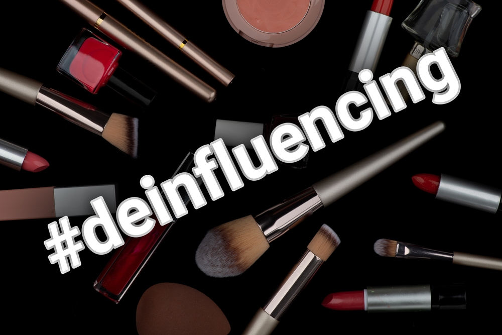 Deinfluencing: cos'è la tendenza TikTok dei deinfluencer