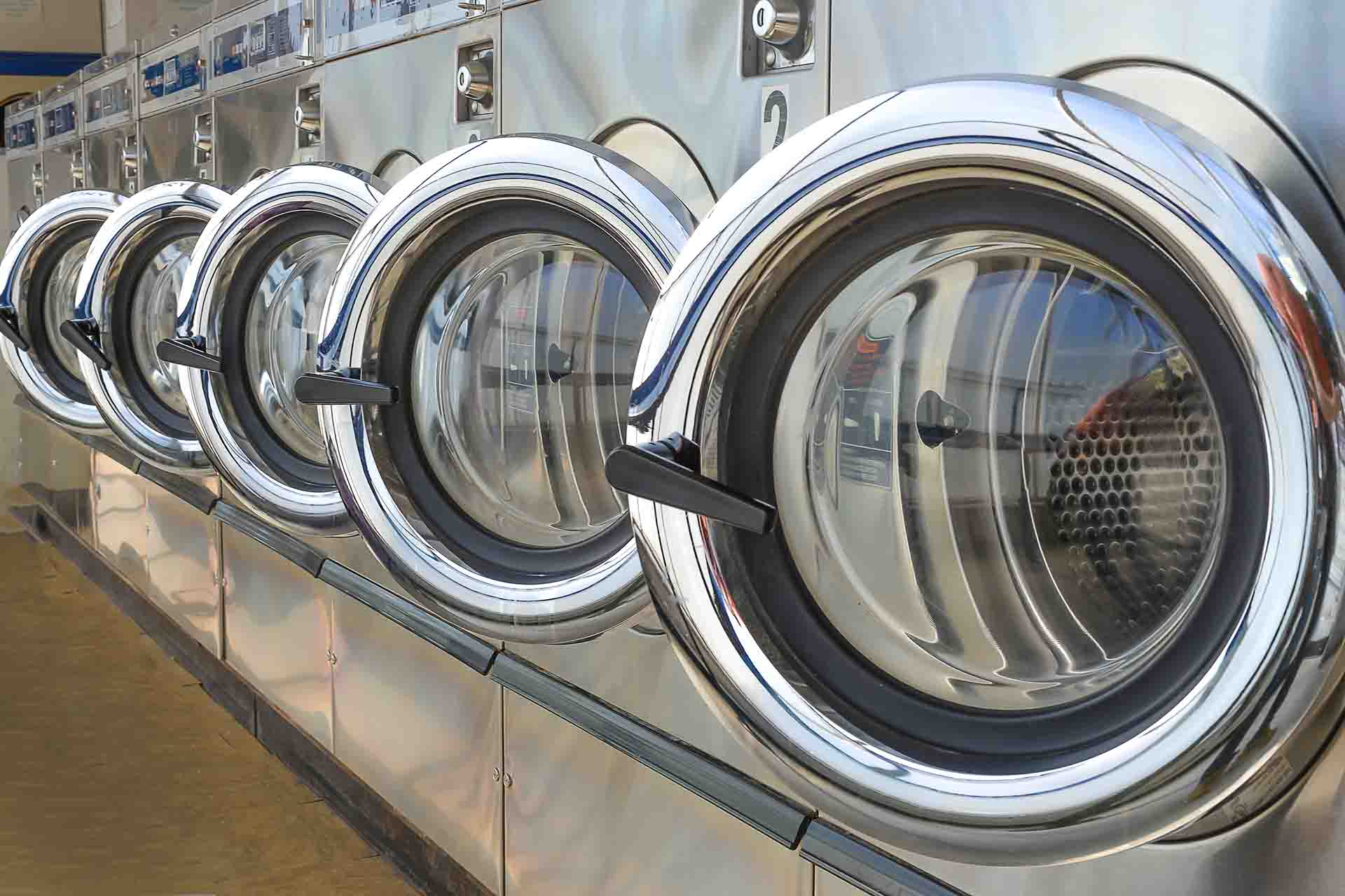 Quali capi di abbigliamento portare in lavanderia