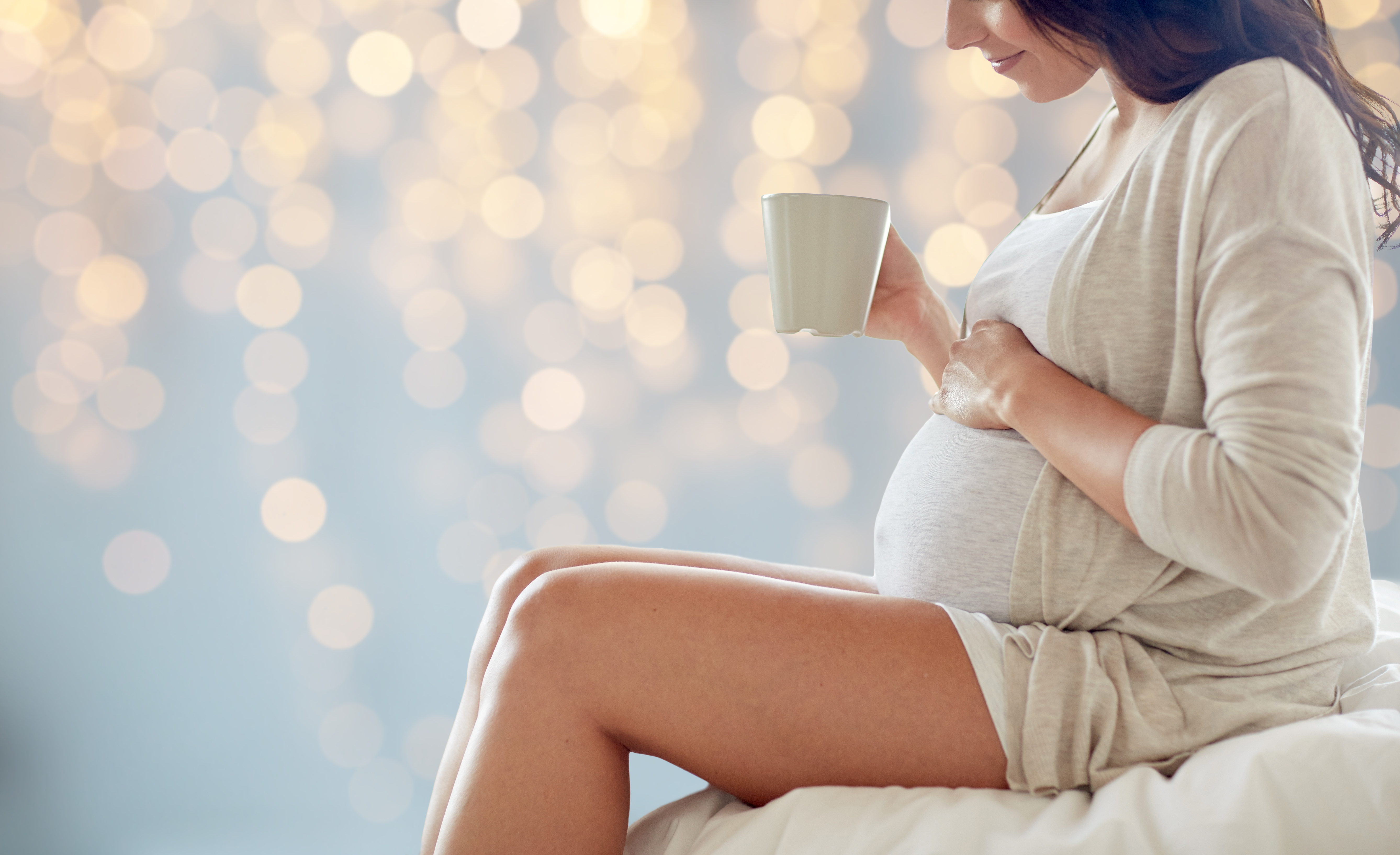 Le alternative sicure al caffè da bere in gravidanza