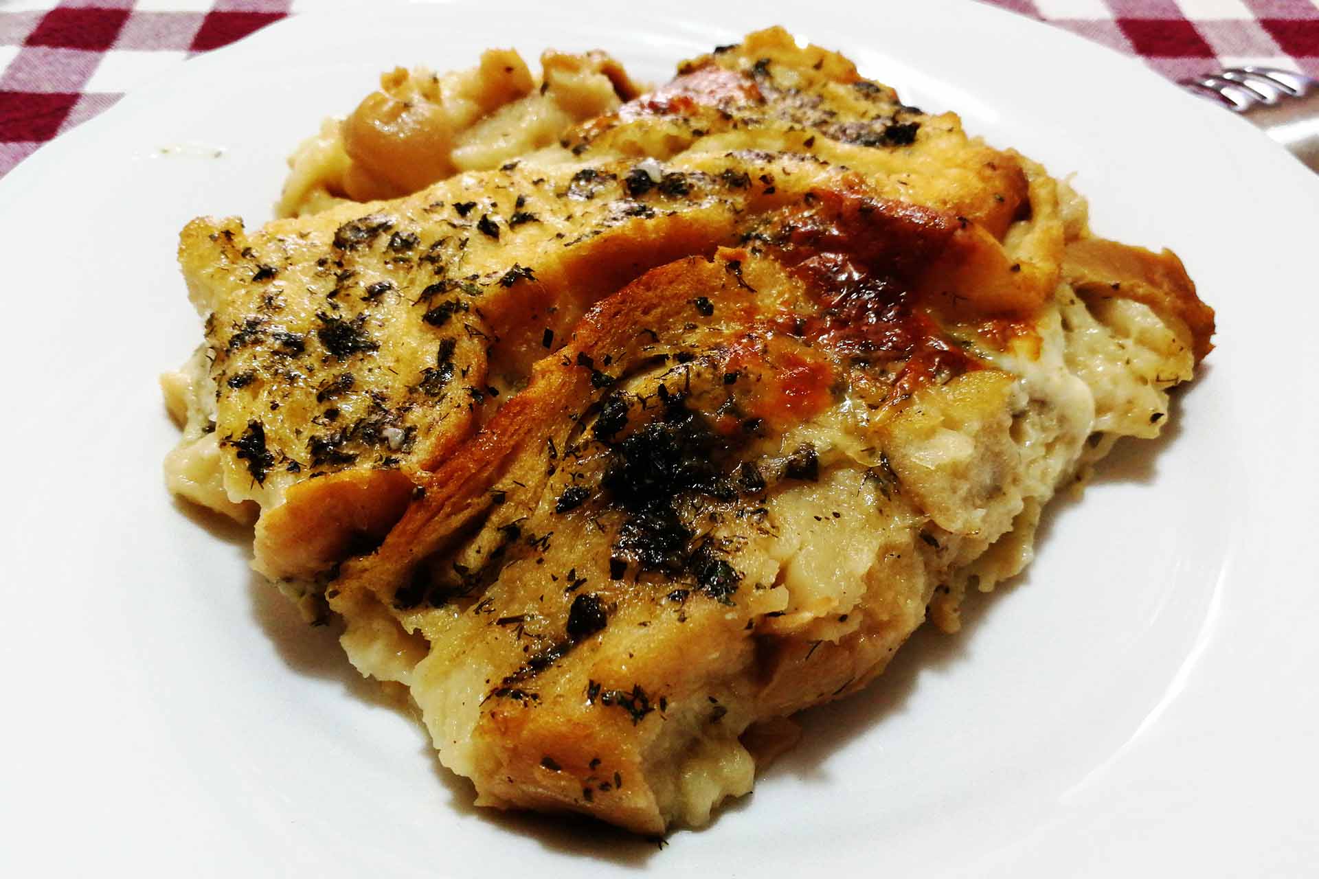 Zuppa gallurese, la ricetta tradizionale sarda