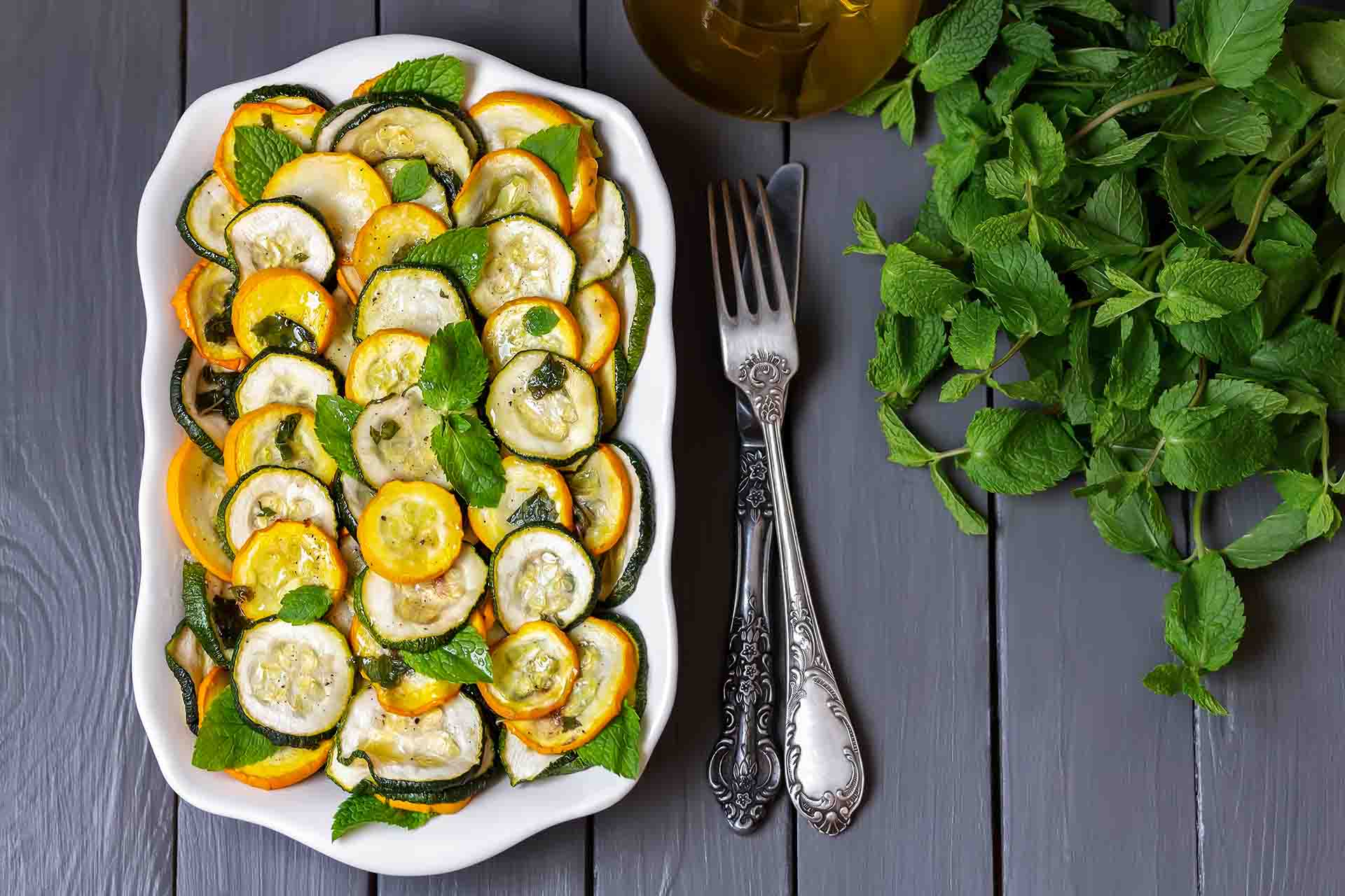 Come si preparano le zucchine alla scapece