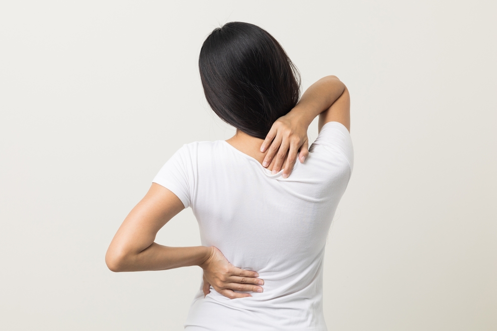 5 cose che puoi fare se hai male alla spalla