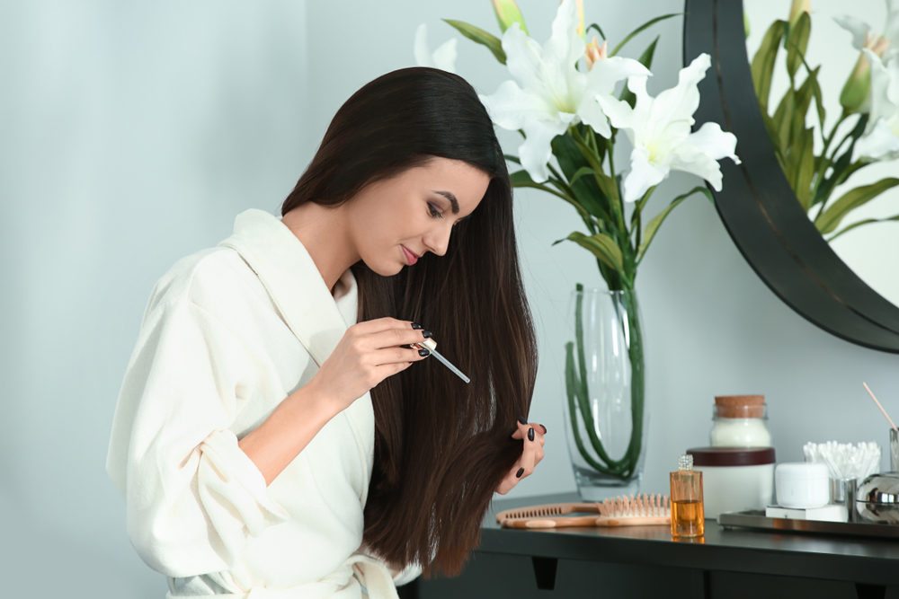 Liquid hair trend: Sveliamo i Segreti per Avere Capelli Lisci e Lucidi come le Star di Instagram
