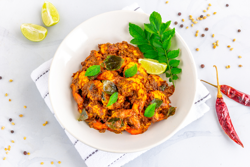 Insalata di mele e gamberetti al curry
