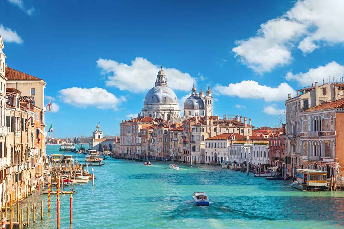 Esistono città nel mondo con un ticket di ingresso come a Venezia?