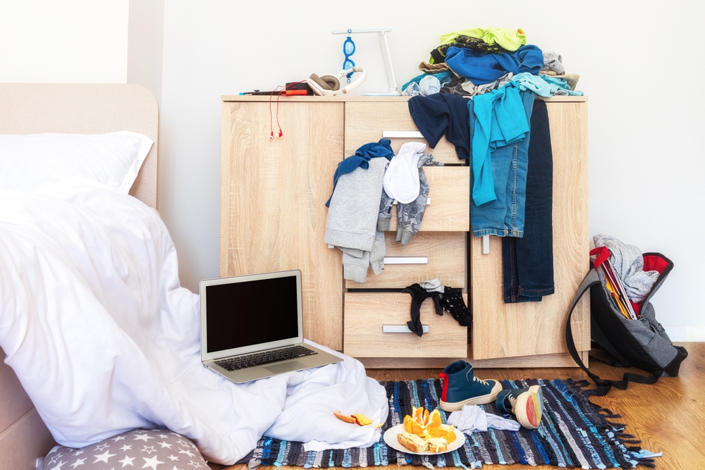 Come aiutare i ragazzi a tenere in ordine la stanza