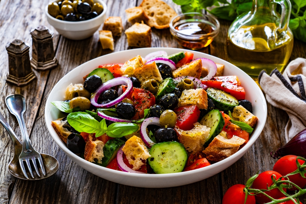Come preparare la panzanella